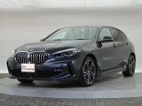 一目で伝わるBMW特有のスポーティーなプロポーションは、BMWの走行性能を生み出すのに欠かせない要因の一つです。細部まで拘りぬいたお車をぜひ一度ご覧ください!