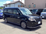 こちらのおクルマはメーカー保証期間内ですので新車一般保証特別保証を継承いたします(一般保証は新車登録月から3年間または走行60000kmまで、特別保証は新車登録月から5年間または100000kmまで)