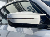 時を経ても深い魅力を放ち続けるBMW。より快適にお乗り頂くためにサポートプログラムをご用意しております。※認定中古車保証は登録日より最長4年間まで延長が可能です。(