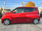 【届出(登録)済未使用車とは】自動車の分類では「新車」「中古車」この2種類しかありません。走行距離が100km未満かつ初度登録または初度届出された車両を「届出(登録)済未使用車」と呼んでいます。