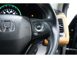 Hondaセンシングの機能のひとつ、アダプティブクルーズコントロール付!アクセルから足を離しても設定したスピードと前車との車間を保ち走行してくれます!車線維持もアシスト☆高速道路で疲労軽減ですね☆