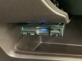 いまや快適なカーライフに欠かせないETCが付いています。