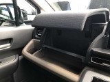 登録(届出)済未使用車はノルマ達成のために作られた走行100km未満、かつ初度登録または初度届出された車両でいわゆるアウトレット車です