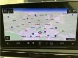 精細なサラウンドビューカメラで車両の周囲を確認できます
