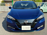 日産のブランドを象徴するVモーショングリルです。