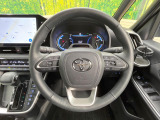 【純正革巻きステアリング】上質な革を使用することで、手にしっかり馴染みとても運転しやすいハンドルです♪