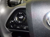 ステアリングスイッチ装備!運転しながら手元でオーディオの操作などができます。