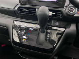 オートエアコンで快適な車内温度を演出してくれます!