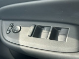 運転席窓操作部スイッチの画像です。