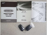 キーを取り出さずにドアを施錠&解錠。クルマの始動も可能です。