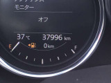 メーター周りもシンプルで視認性もバッチリ☆走行距離は入庫時のもので移動や試乗等により距離が増える可能性がございます。