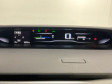 視認性の高いメーター回り。いろいろな情報も表示されます。