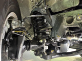 お車を安心してお乗りいただく為には、足回りの定期点検が欠かせません。サービスサポート(有償保証)では無料点検もご提供しており、安心のカーライフをお過ごしいただけるサポート体制が整っています。