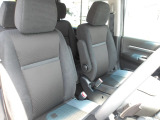 前席の画像です。是非運転席に座っていただき視界等をご確認ください。