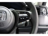 Hondaセンシングの機能のひとつ、アダプティブクルーズコントロール付!アクセルから足を離しても設定したスピードと前車との車間を保ち走行してくれます!車線維持もアシスト☆高速道路で疲労軽減ですね☆