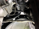 お車を安心してお乗りいただく為には、足回りの定期点検が欠かせません。サービスサポート(有償保証)では無料点検もご提供しており、安心のカーライフをお過ごしいただけるサポート体制が整っています。