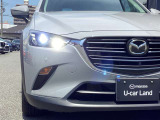 アダプティブLEDヘッドライト カメラや車速センサーと連動して、ハイ、ロー、ワイドローのLEDライトを常に最適な配光に自動制御する優れものです!