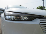 切れにくく明るいLEDヘッドライト装備