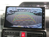 お車選びをお楽しみ頂けるよう、在庫車の展示スペースを十分に確保しております。