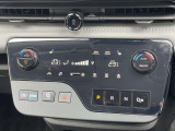 移動時の車内も快適に オートエアコンです