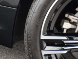 リアタイヤサイズ255/40R18