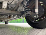 お車を安心してお乗りいただく為には、足回りの定期点検が欠かせません。サービスサポート(有償保証)では無料点検もご提供しており、安心のカーライフをお過ごしいただけるサポート体制が整っています。