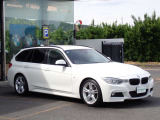 BMW在庫保有台数常時100台以上!ご来店の際はBMW本店(厚木市下荻野140-1)にご来店ください!弊社自慢の全天候型ショールーム!BMW在庫保有台数常時100台以上ございます!