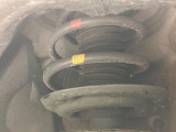 お車を安心してお乗りいただく為には、足回りの定期点検が欠かせません。サービスサポート(有償保証)では無料点検もご提供しており、安心のカーライフをお過ごしいただけるサポート体制が整っています。