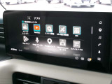メモリーナビです。Bluetoothで好きな音楽を聴く事ができるので、ドライブがひときわ楽しくなっちゃいますね♪NISSAN CONNECTも利用出来ます。