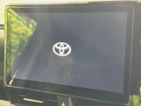 【10.5インチ ディスプレイオーディオ】大画面のディスプレイはAppleCarPlayやAndroidAutoが利用可能。大きな画面でスマホナビアプリ等が利用いただけます♪