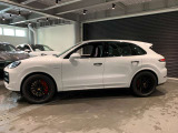 当店は北海道唯一のPORSCHEの正規ディーラーとして、札幌市のみならず全道から多くの方にご来店頂く「ポルシェ 認定中古車センター」です。