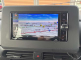 多機能ナビゲーションがあなたをしっかり目的地までサポートします。スマホのナビとは自車位置精度が違います。純正ナビなら保証も対象で安心です。