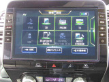純正メモリーナビ(MM521D-L) CD・DVD・ブルーレイ再生  CD録音可 フルセグTV USB接続端子 Bluetooth対応★携帯電話にダウンロードした音楽が車内でも楽しめます。ハンズフリー通話も可能です!