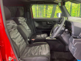 運転席シート廻りは使用感も少なく、良好な状態となっています。丁寧に使われていたことがよくわかりますね。