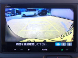 ◆【リアカメラ】が装着されています。リバースに入れるだけで映ります。後方の安全確認や、狭い駐車場での車庫入れ、雨の日や夜間など視界の悪い時に便利です。安全にバックする為には欠かせない装備です。