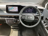 統一感のある広々とした運転席回り