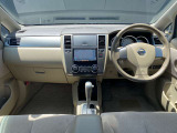ティーダラティオの運転席周りの画像です。