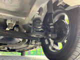 お車を安心してお乗りいただく為には、足回りの定期点検が欠かせません。サービスサポート(有償保証)では無料点検もご提供しており、安心のカーライフをお過ごしいただけるサポート体制が整っています。