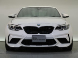 【キドニーグリル】BMWの代名詞。一目見ただけでBMWであると認識できる確固たるアイコンとして存在感を放ちます。