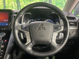 【純正革巻きステアリング】上質な革を使用することで、手にしっかり馴染みとても運転しやすいハンドルです♪