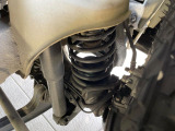 お車を安心してお乗りいただく為には、足回りの定期点検が欠かせません。サービスサポート(有償保証)では無料点検もご提供しており、安心のカーライフをお過ごしいただけるサポート体制が整っています。