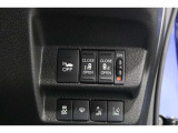 ◆◆両側電動スライドドア!!荷物で手が塞がる時など簡単にドアの開閉が出来ます!何より力いらずで開閉OK!女性やお年寄りにも優しい♪電動機能はOFFにもできますから元気なお子様の駆け出しも安心!
