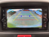バックの時にこうやってカメラに映像が映るとあんしんですよね。