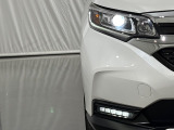 ★LEDヘッドライト搭載★ 白っぽく光る明るく省電力なLEDライト!先進的な白い輝きでフロントフェースを引き締めます☆