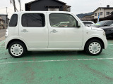 見た目以上に室内広くて快適で、運転しやすいコンパクトサイズで便利な一台ですよ♪
