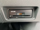 ETCは、高速道路料金所の渋滞を避け、時間と手間を省くことができます。また、料金の支払いや精算の手間が省け、便利で快適なドライブをサポートします