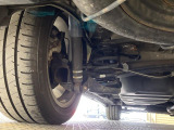 お車を安心してお乗りいただく為には、足回りの定期点検が欠かせません。サービスサポート(有償保証)では無料点検もご提供しており、安心のカーライフをお過ごしいただけるサポート体制が整っています。