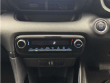 オートエアコンは、気温を設定すれば自動調整。車内をいつでも快適空間にしてくれます♪