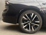 ◆LIBERALAは、輸入車選びの新たなスタイルを提案するインポート・セレクト・ブランドです。オーナー様となる方がクルマから直接感じる感性を第一にした、最良の一台との出会いをコーディネートいたします。