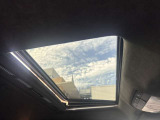 中古車だけではなく、新車も多岐にわたり、正規輸入車販売を行っております。全国選りすぐりの仕入ネットワークの中からあなたにピッタリのお車を探します!【お問い合わせ電話番号072-461-1411】